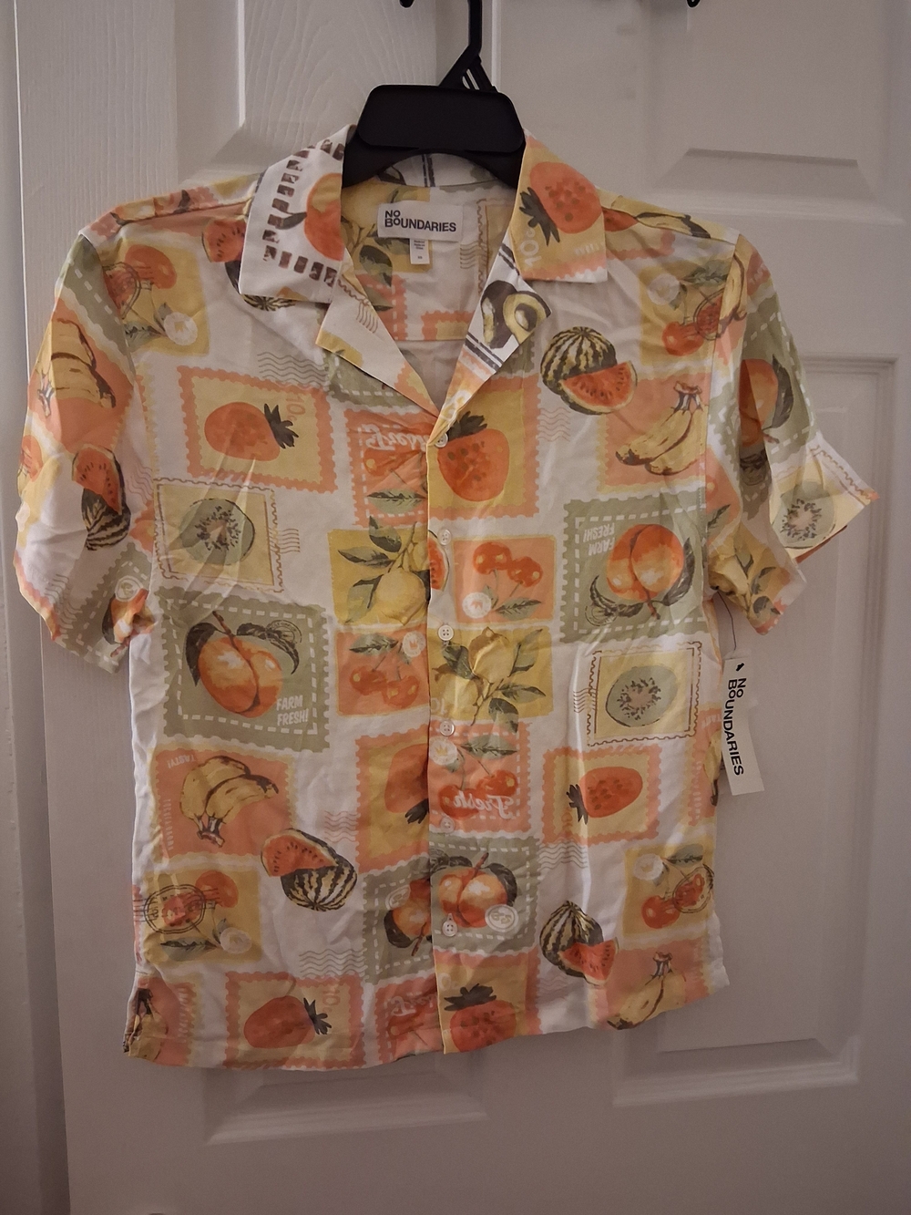 No Boundaries Fruit-Print Short Sleeve Shirt in Cream, Yellow & Orange